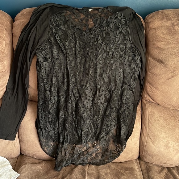 Aritzia Wilfred black long sleeve lace back v-neck L - Picture 2 of 4